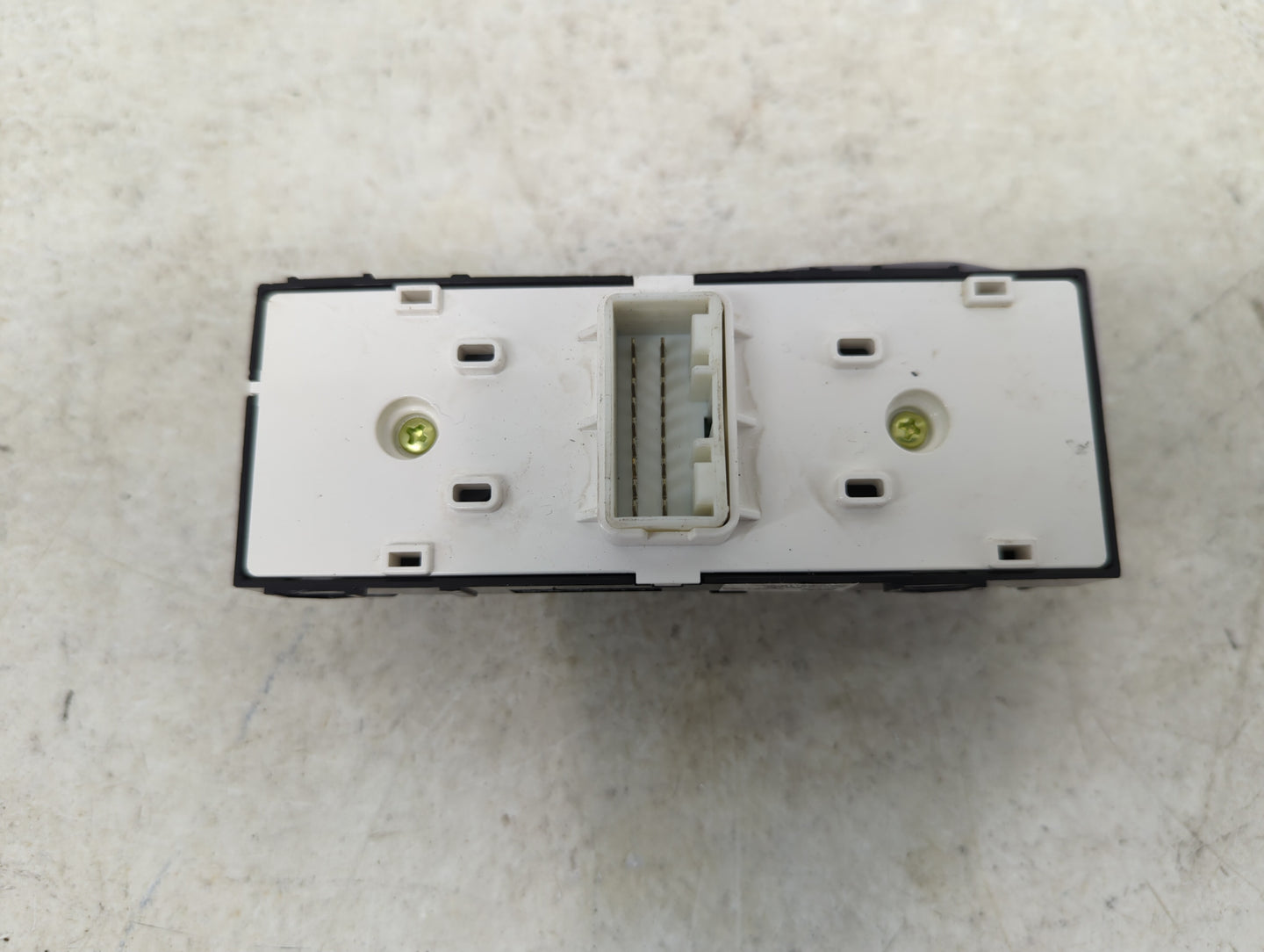 2019 Kia Forte Master Power Window Switch Replacement Driver Side Left P/N:93570-M6120 4E7493-1000 Fits OEM Used Auto Parts 
