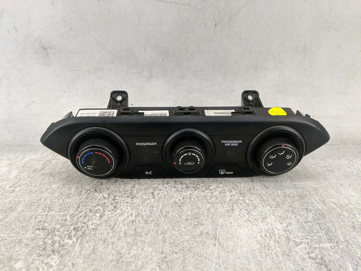 2019-2021 Kia Forte Climate Control Module Temperature AC/Heater Replacement P/N:97250-M6130 Q029613W Fits Fits 2019 2020 20