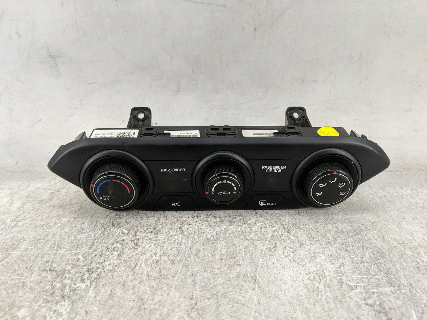 2019-2021 Kia Forte Climate Control Module Temperature AC/Heater Replacement P/N:97250-M6130 Q029613W Fits Fits 2019 2020 20