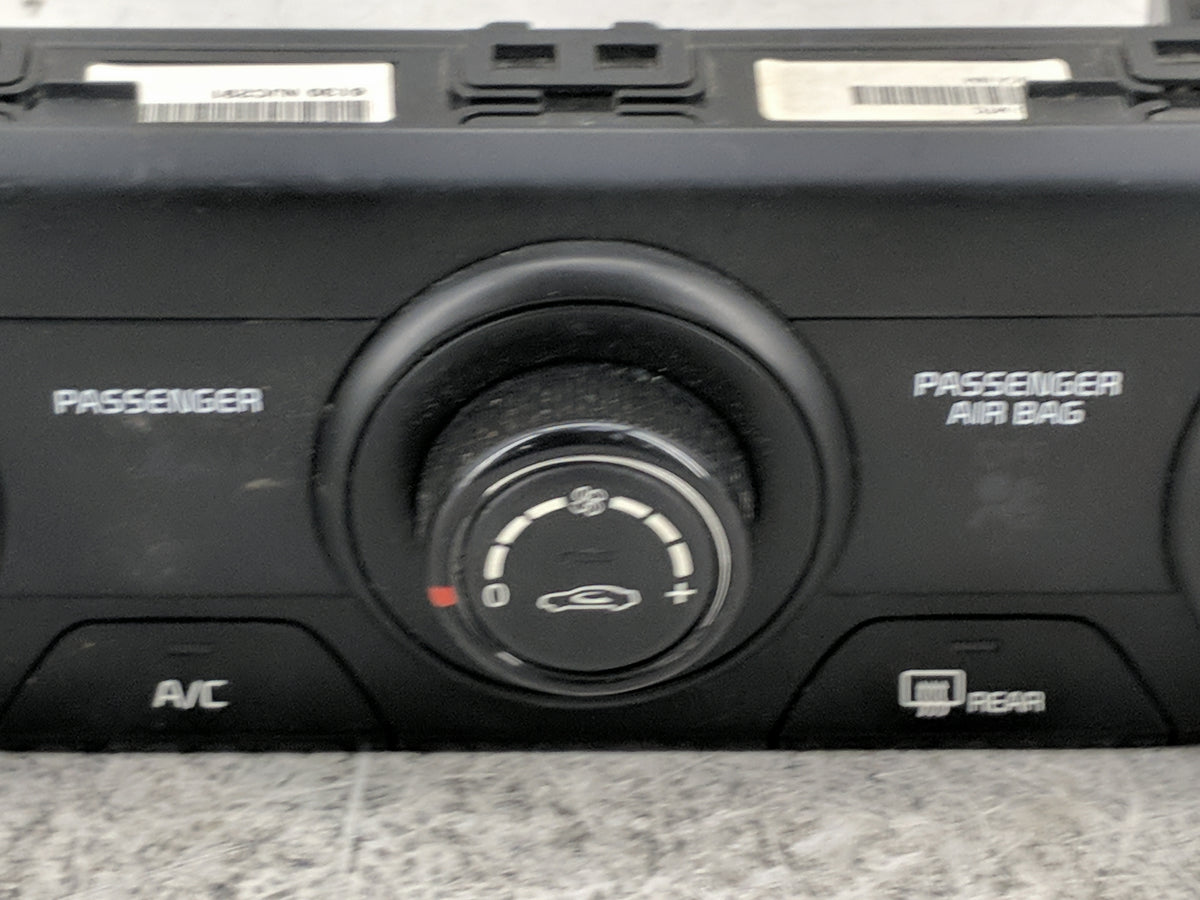 2019-2021 Kia Forte Climate Control Module Temperature AC/Heater Replacement P/N:97250-M6130 Q029613W Fits Fits 2019 2020 20