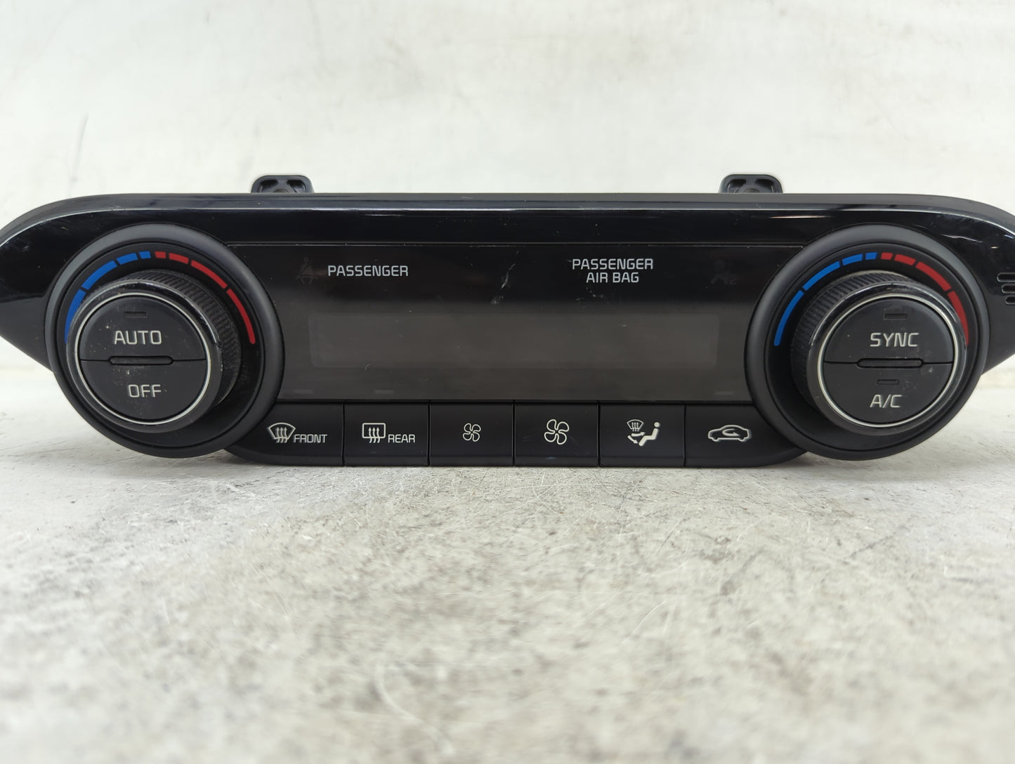 2019-2021 Kia Forte Climate Control Module Temperature AC/Heater Replacement P/N:97250-M6310WK Fits Fits 2019 2020 2021 OEM 