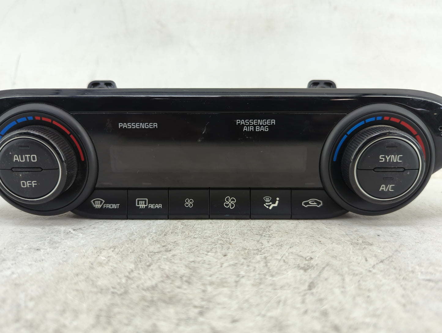 2019-2021 Kia Forte Climate Control Module Temperature AC/Heater Replacement P/N:97250-M6310WK Fits Fits 2019 2020 2021 OEM 
