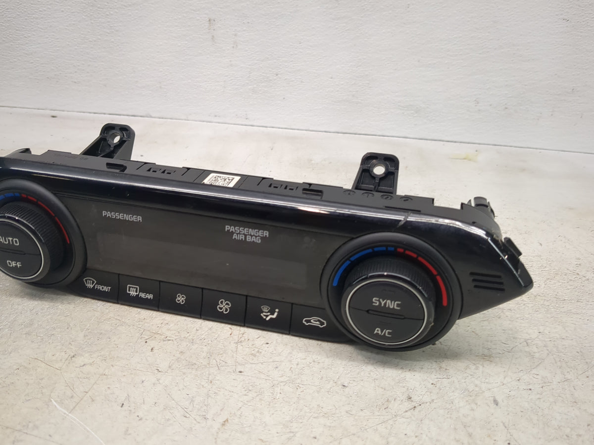 2019-2021 Kia Forte Climate Control Module Temperature AC/Heater Replacement P/N:97250-M6320WK Fits Fits 2019 2020 2021 OEM 