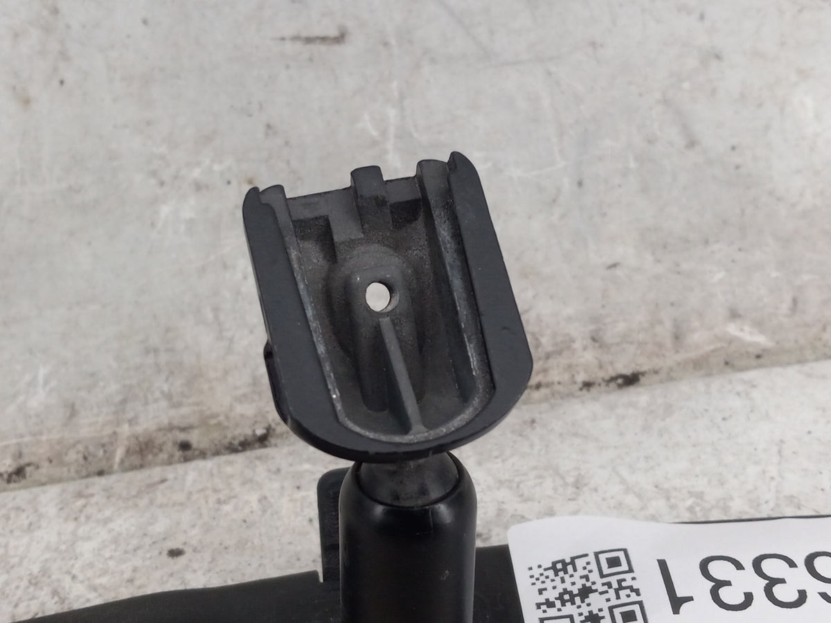 2017-2022 Kia Forte Interior Rear View Mirror Replacement OEM P/N:E8 011083 Fits OEM Used Auto Parts - Oemusedautoparts1.com