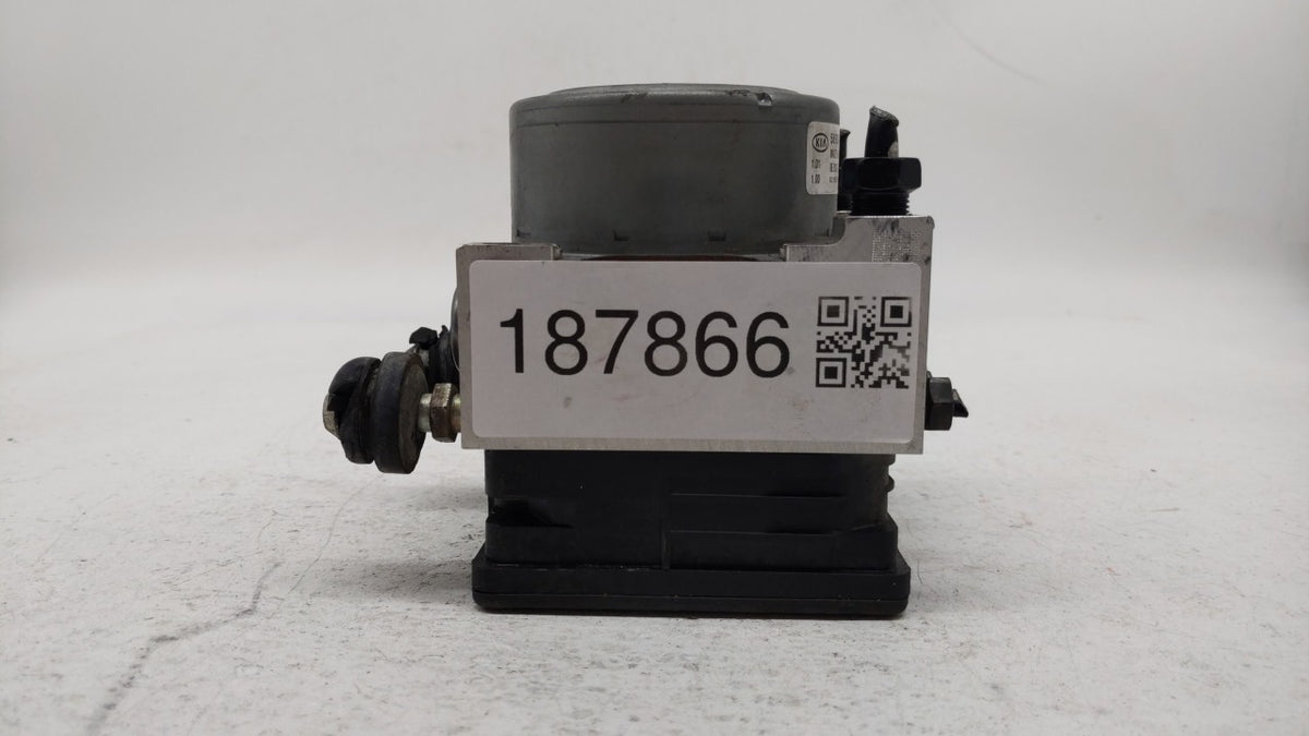 2019-2021 Kia Forte Anti-Lock Brake ABS Pump Module Actuator OEM P/N:58900-M7200 58900-M7200 Fits Fits 2019 2020 2021 OEM Us