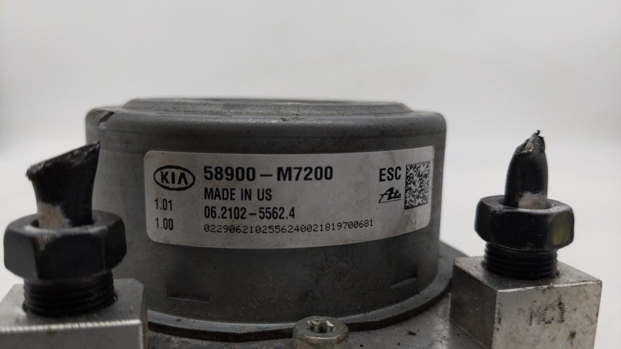 2019 Kia Forte ABS Pump Control Module Replacement P/N:58900-M7200 58900-M7200 Fits OEM Used Auto Parts - Oemusedautoparts1.