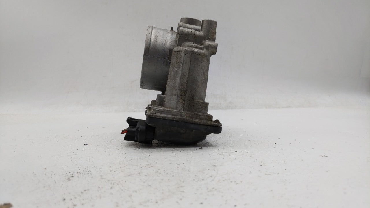 2019 Kia Forte Throttle Body P/N:35100-2E710 Fits OEM Used Auto Parts - Oemusedautoparts1.com