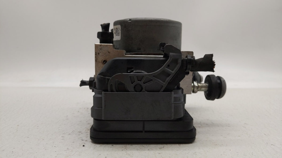 2019-2021 Kia Forte Anti-Lock Brake ABS Pump Module Actuator OEM P/N:58900-M7250 Fits Fits 2019 2020 2021 OEM Used Auto Part