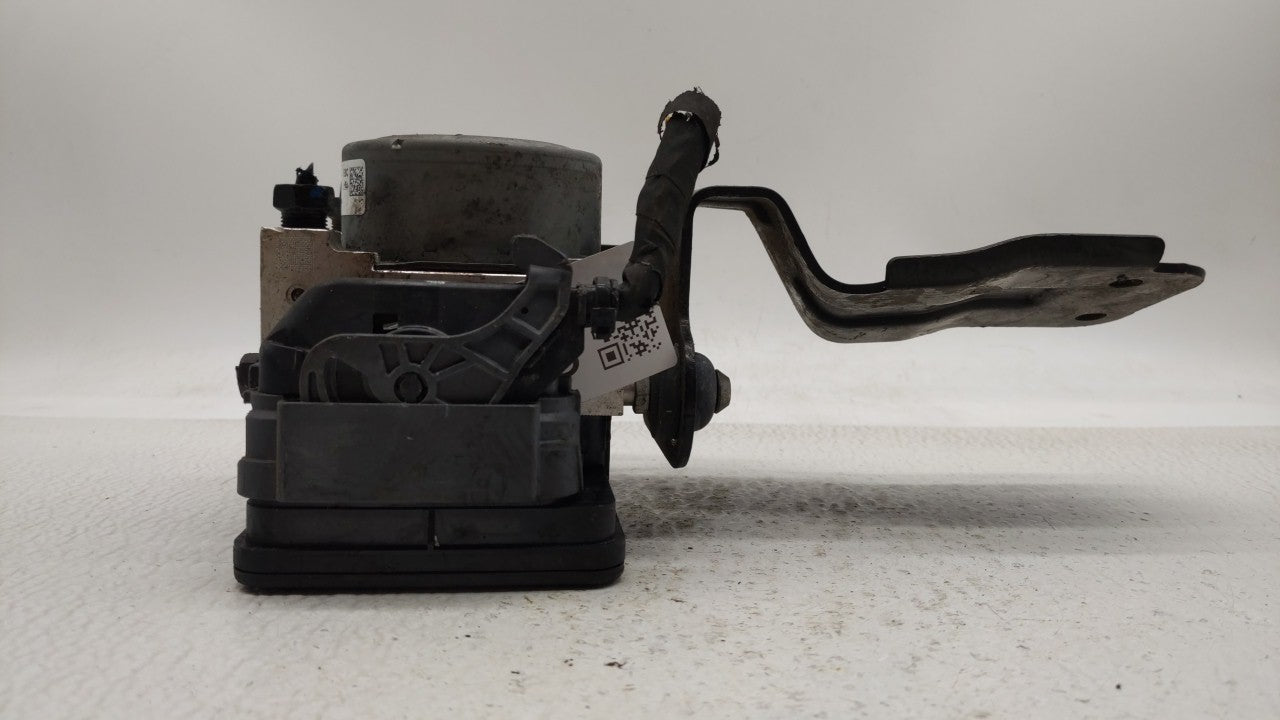 2019 Kia Forte ABS Pump Control Module Replacement P/N:58900-M7200 58900-M7200 Fits OEM Used Auto Parts - Oemusedautoparts1.