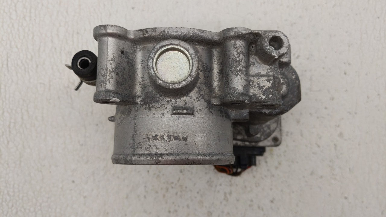 2019 Kia Forte Throttle Body P/N:35100-2E710 Fits OEM Used Auto Parts - Oemusedautoparts1.com