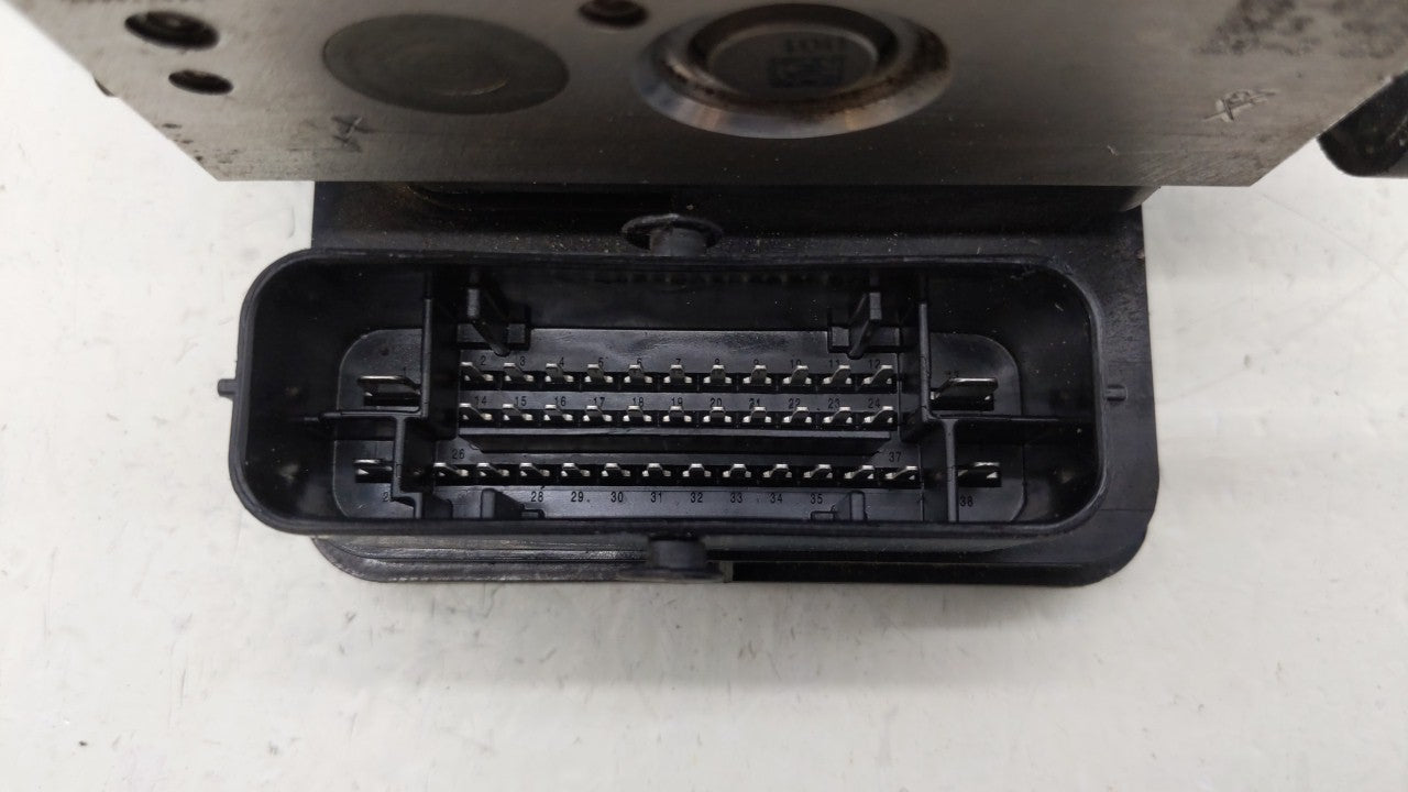 2019 Kia Forte ABS Pump Control Module Replacement P/N:58900-M7200 58900-M7200 Fits OEM Used Auto Parts - Oemusedautoparts1.