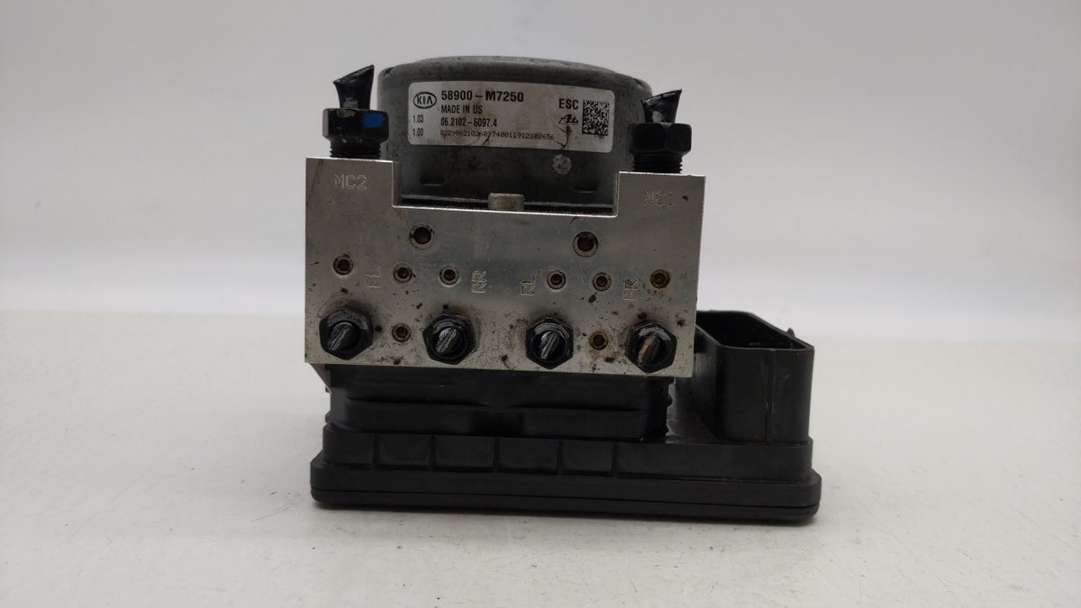 2019-2021 Kia Forte Anti-Lock Brake ABS Pump Module Actuator OEM P/N:58900-M7250 58900-M7260, 58900-M7200 Fits Fits 2019 202