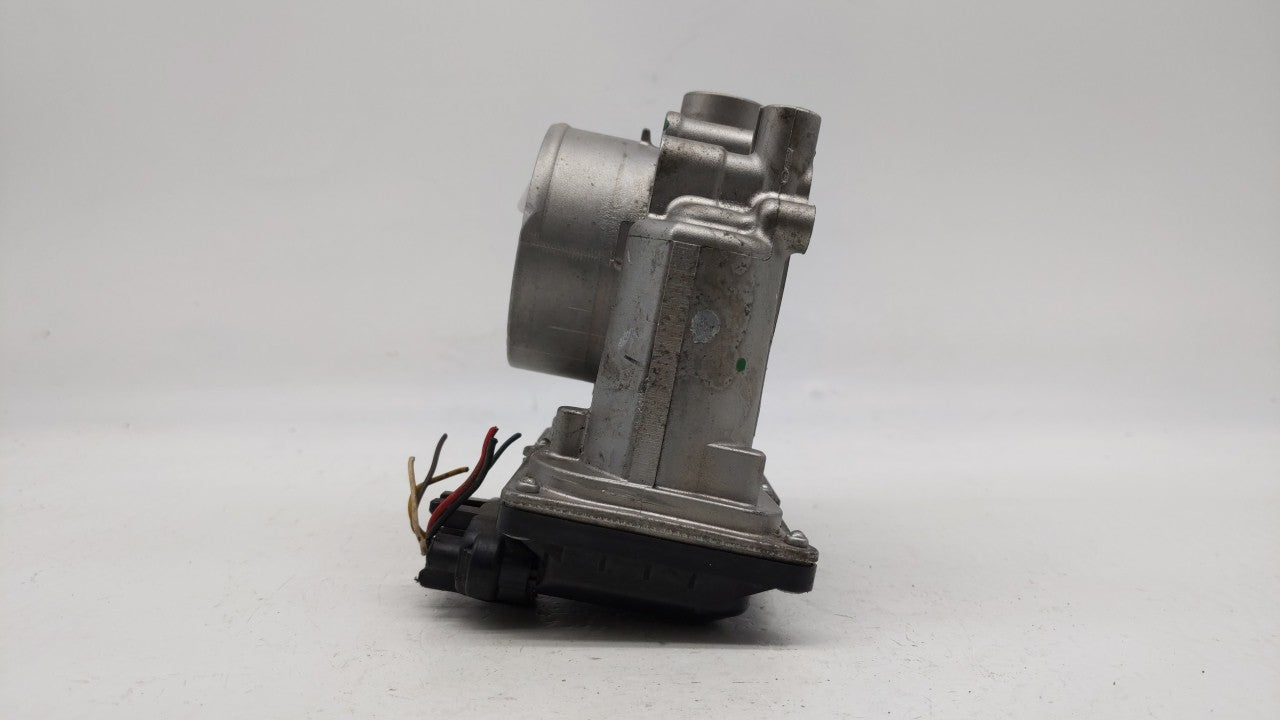 2019 Kia Forte Throttle Body P/N:35100-2E710 Fits OEM Used Auto Parts - Oemusedautoparts1.com