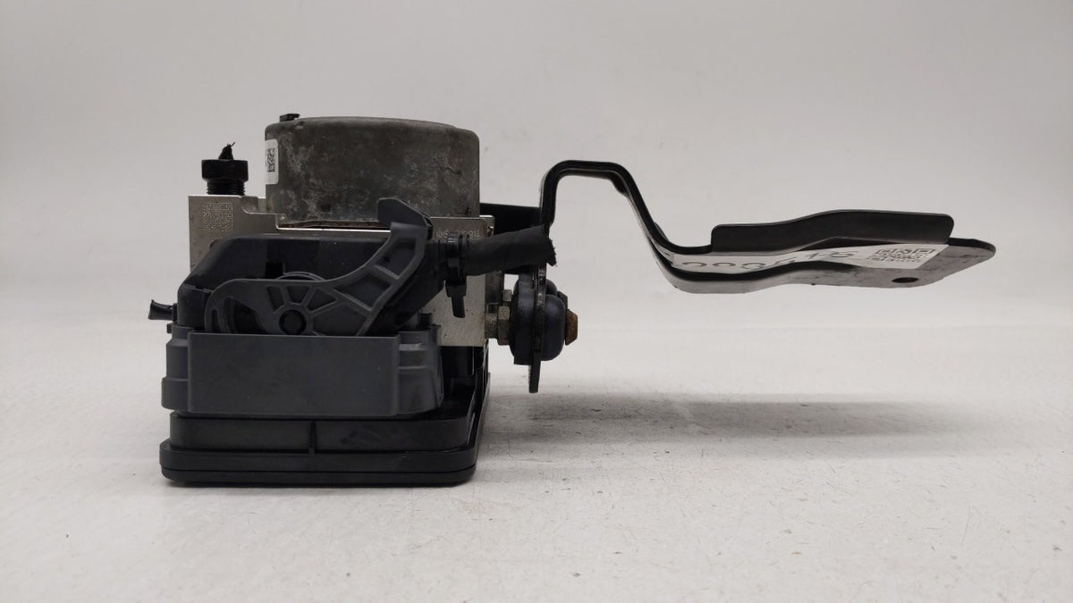 2019 Kia Forte Anti-Lock Brake ABS Pump Module Actuator OEM P/N:58900-M7200 58900-M7200 Fits OEM Used Auto Parts - Oemusedau