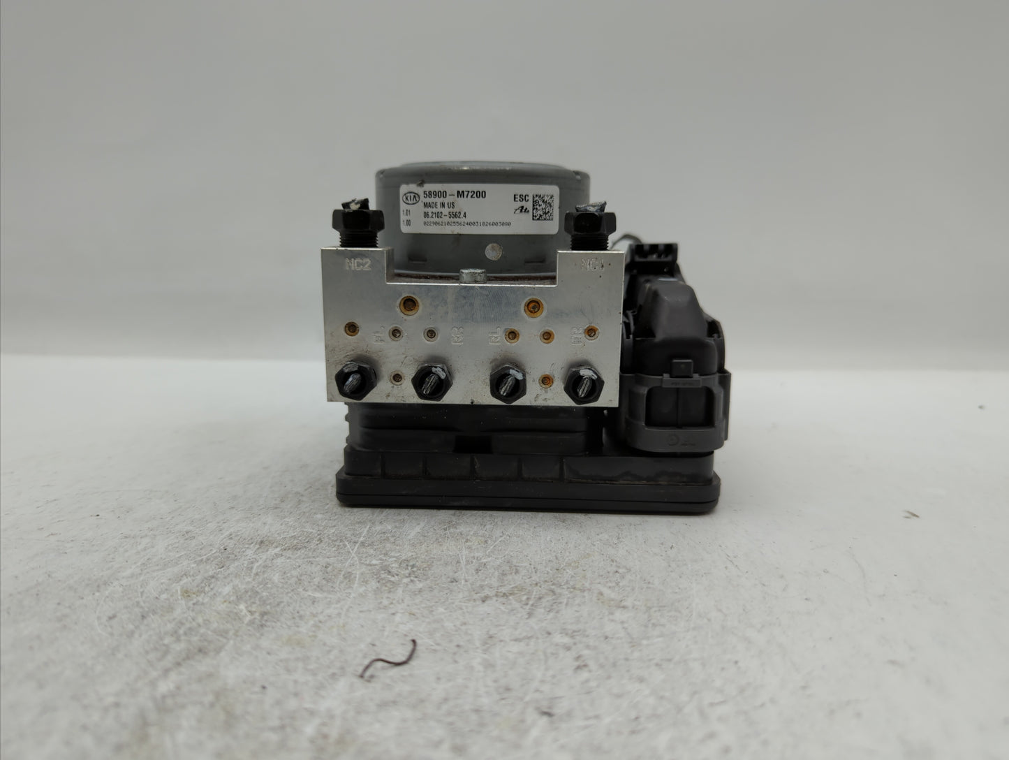 2019 Kia Forte ABS Pump Control Module Replacement P/N:58900-M7200 58900-M7200 Fits OEM Used Auto Parts - Oemusedautoparts1.