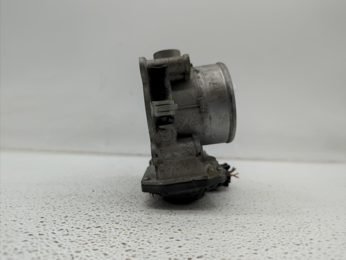 2019 Kia Forte Throttle Body P/N:35100-2E710 Fits OEM Used Auto Parts - Oemusedautoparts1.com