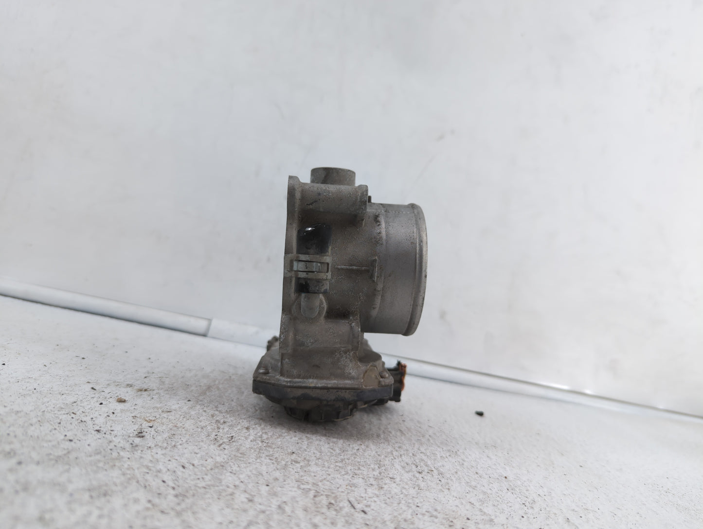 2019 Kia Forte Throttle Body P/N:35100-2E710 Fits OEM Used Auto Parts - Oemusedautoparts1.com