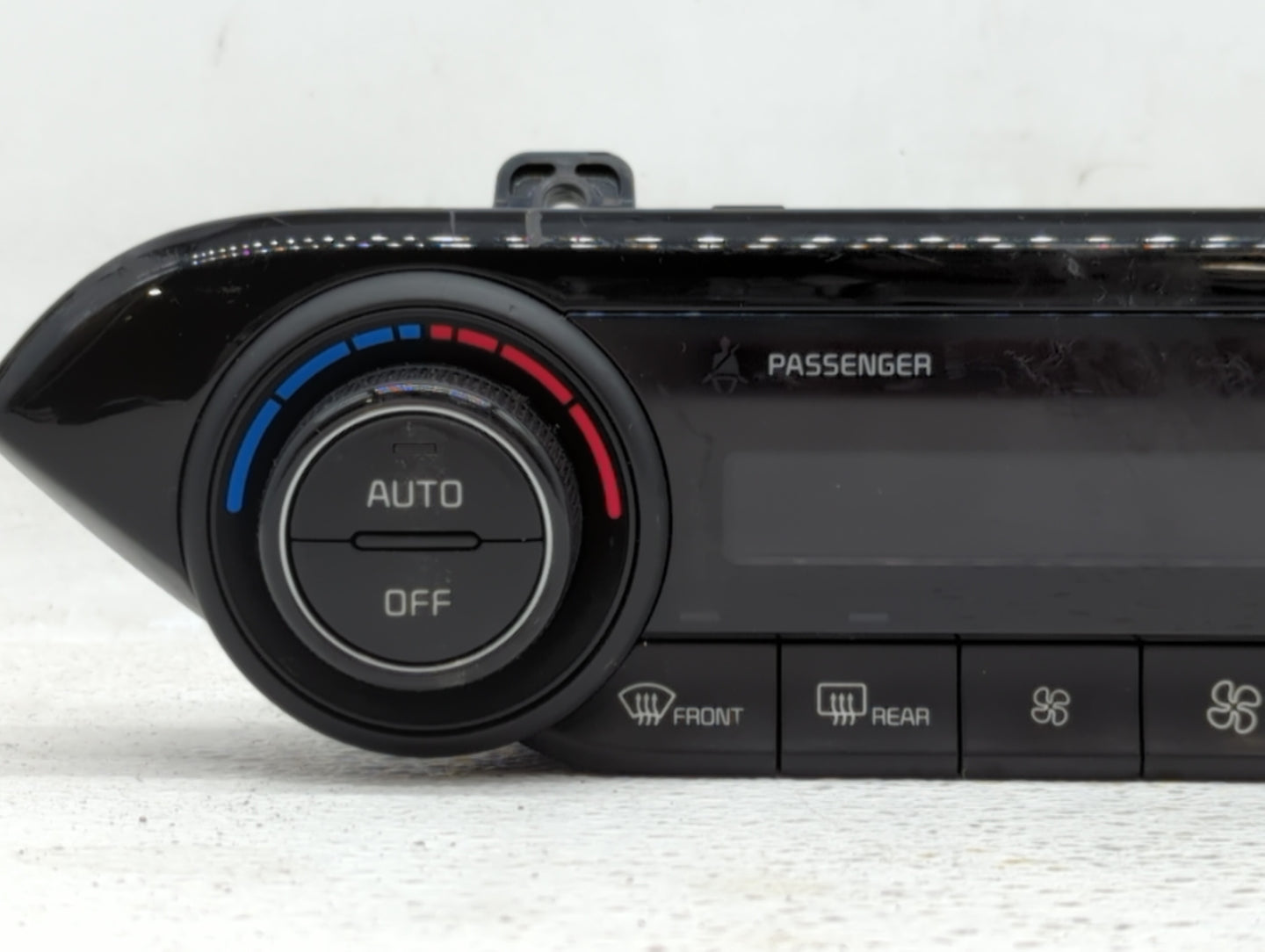 2019-2021 Kia Forte Climate Control Module Temperature AC/Heater Replacement P/N:97250-M6320WK 97250-M6310WK Fits OEM Used A