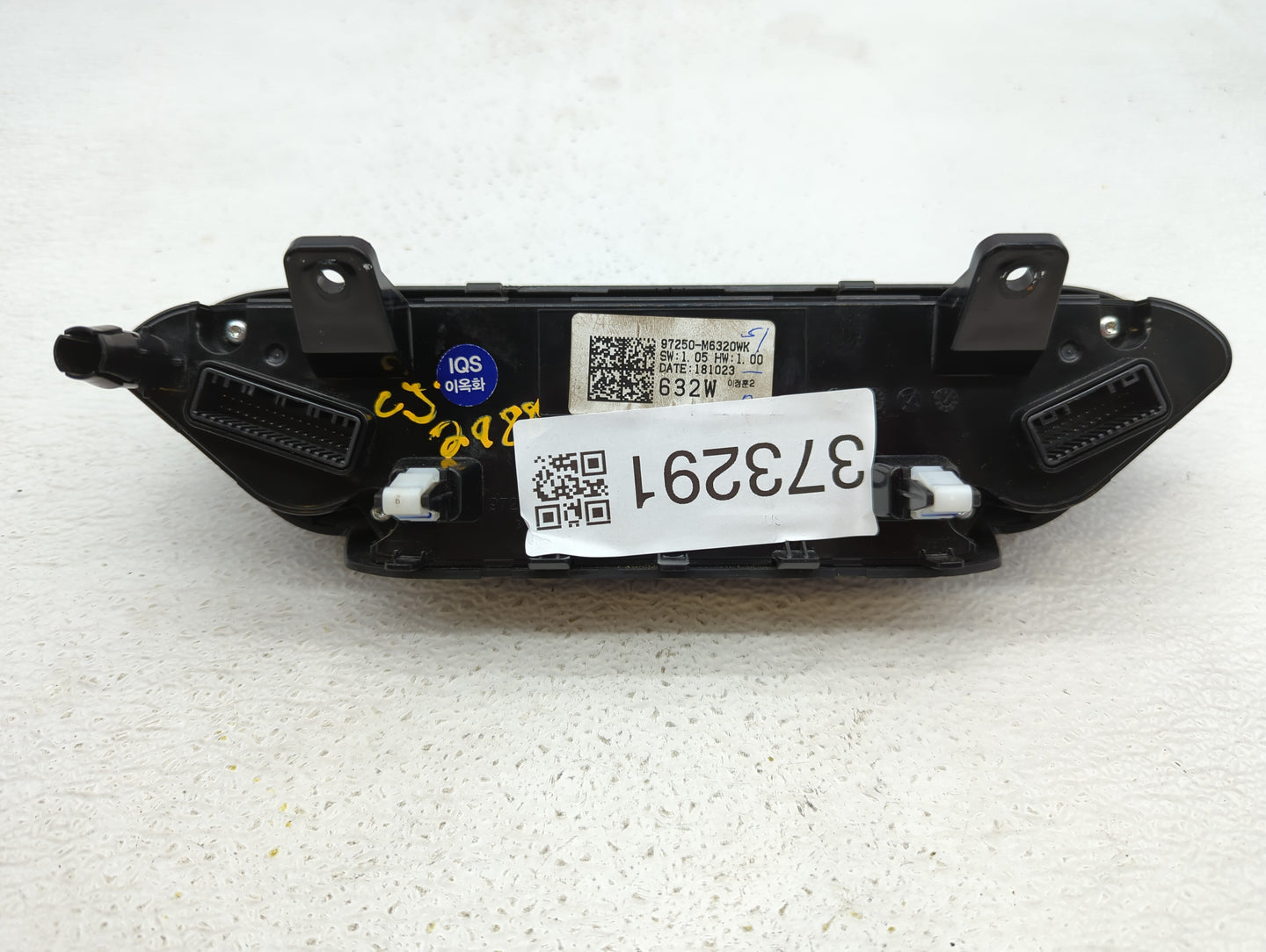 2019-2021 Kia Forte Climate Control Module Temperature AC/Heater Replacement P/N:97250-M6320WK 97250-M6310WK Fits OEM Used A
