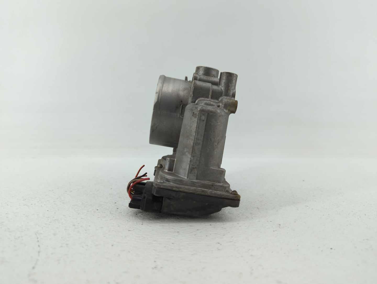 2019 Kia Forte Throttle Body P/N:35100-2E710 Fits OEM Used Auto Parts - Oemusedautoparts1.com