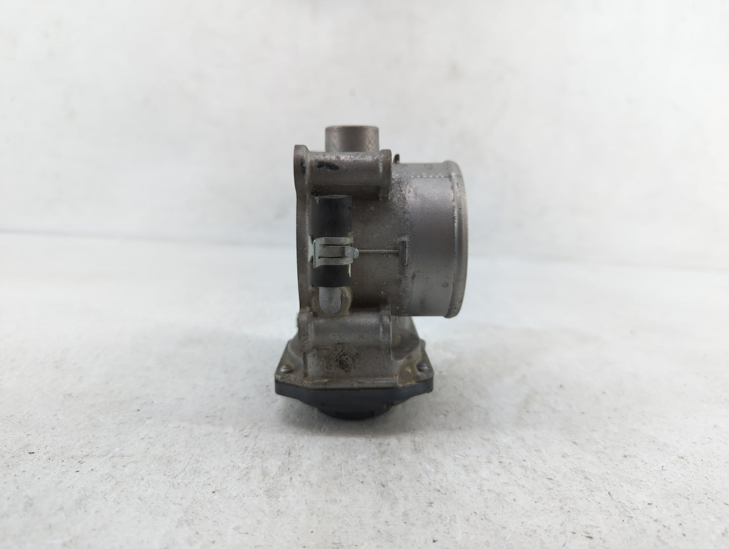 2019 Kia Forte Throttle Body P/N:35100-2E710 Fits OEM Used Auto Parts - Oemusedautoparts1.com