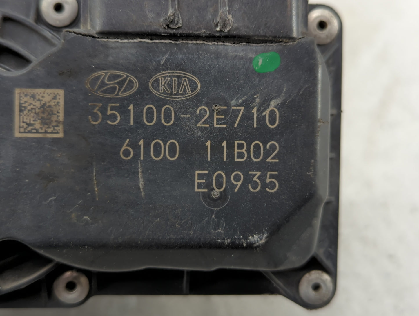 2019 Kia Forte Throttle Body P/N:35100-2E710 Fits OEM Used Auto Parts - Oemusedautoparts1.com