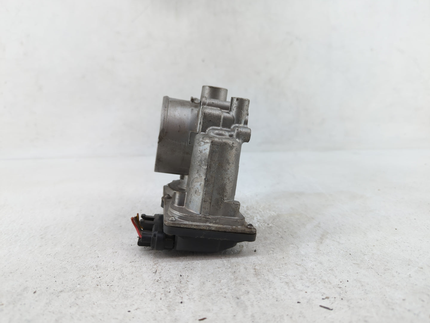 2019 Kia Forte Throttle Body P/N:35100-2E710 Fits OEM Used Auto Parts - Oemusedautoparts1.com