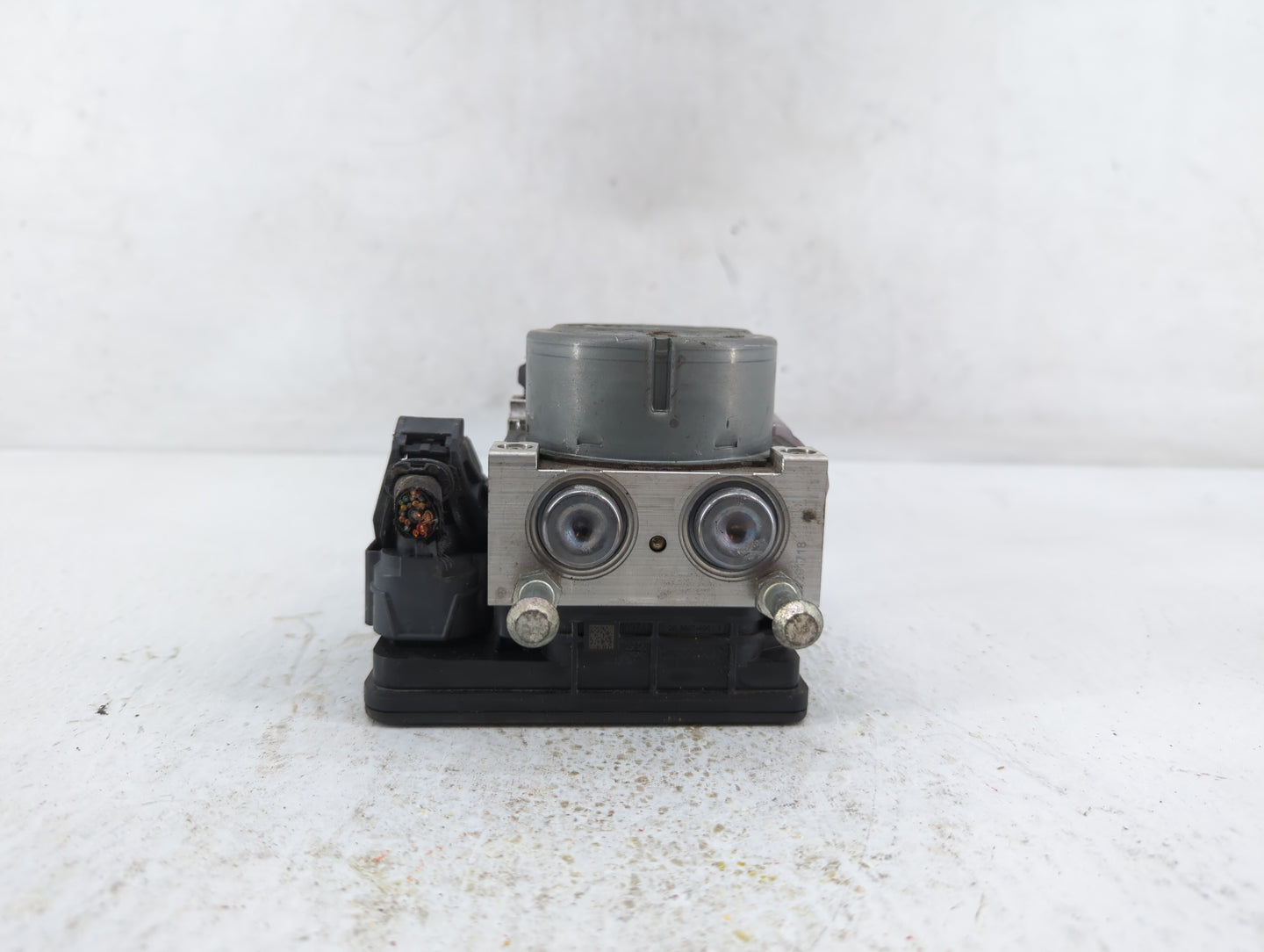 2019-2021 Kia Forte ABS Pump Control Module Replacement P/N:58900-M7450 58900-M7200, 58900-M7250 Fits Fits 2019 2020 2021 OE