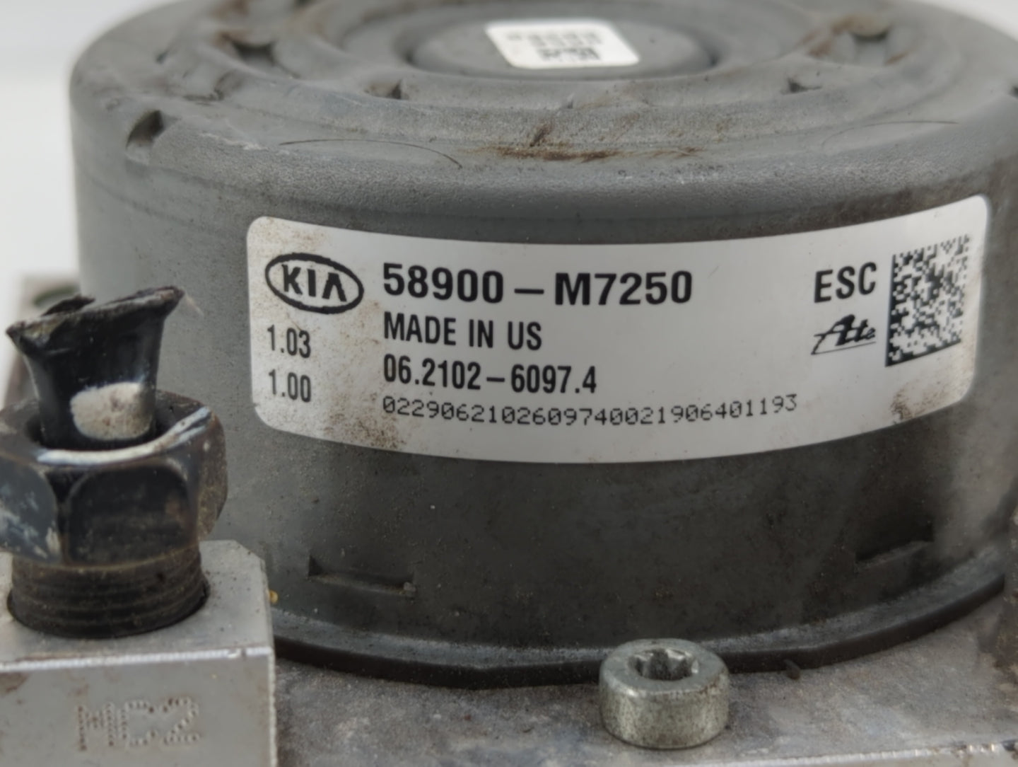 2019-2021 Kia Forte ABS Pump Control Module Replacement P/N:58900-M7450 58900-M7200, 58900-M7250 Fits Fits 2019 2020 2021 OE
