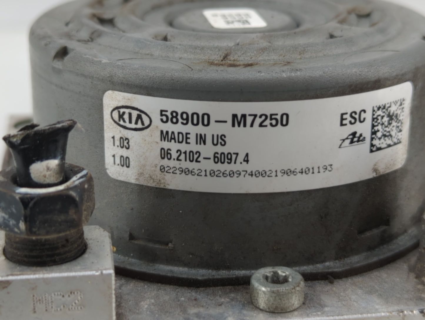 2019-2021 Kia Forte ABS Pump Control Module Replacement P/N:58900-M7450 58900-M7200, 58900-M7250 Fits Fits 2019 2020 2021 OE