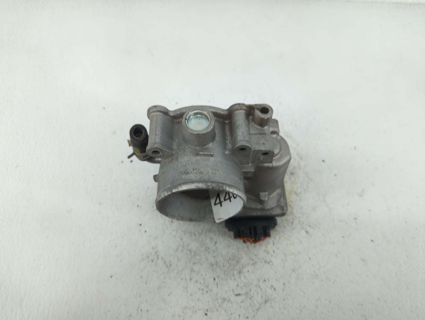 2019 Kia Forte Throttle Body P/N:35100-2E710 Fits OEM Used Auto Parts - Oemusedautoparts1.com