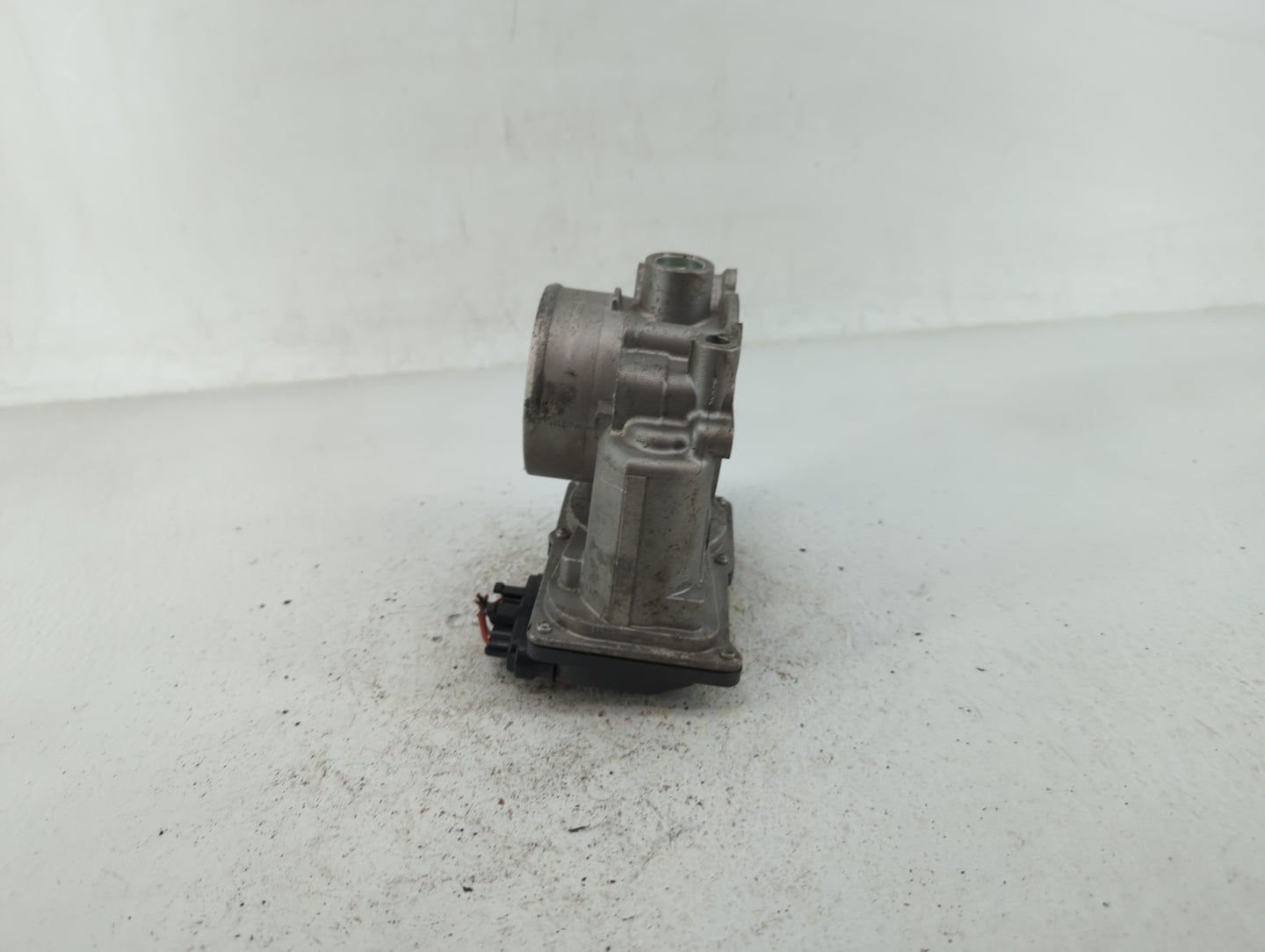 2019 Kia Forte Throttle Body P/N:35100-2E710 Fits OEM Used Auto Parts - Oemusedautoparts1.com