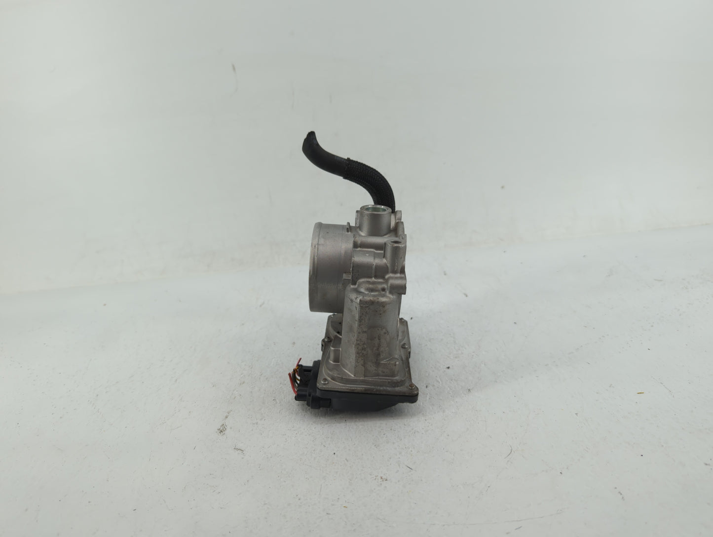 2019 Kia Forte Throttle Body P/N:35100-2E710 Fits OEM Used Auto Parts - Oemusedautoparts1.com