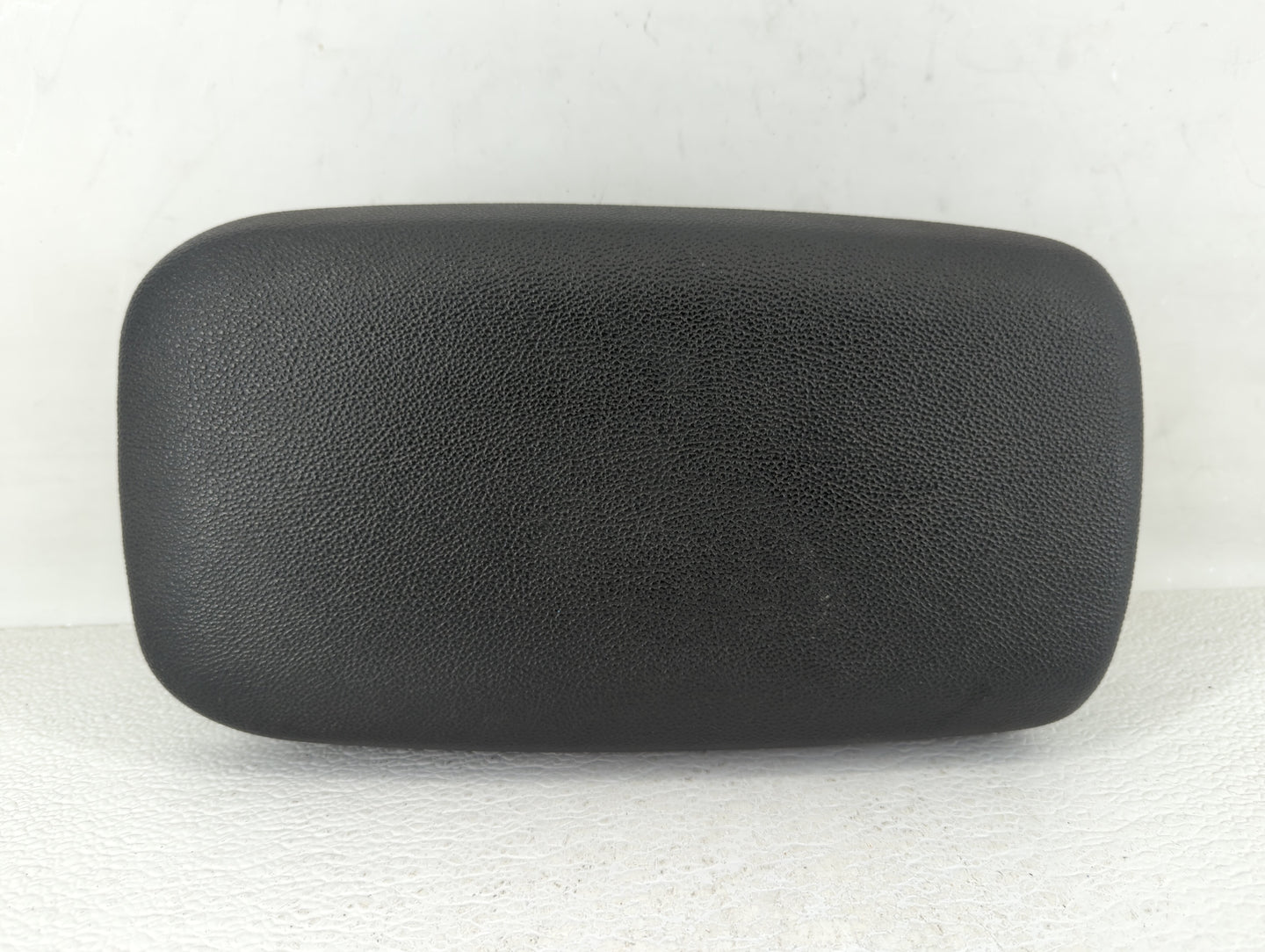 2019-2022 Kia Forte Center Console Armrest Cover Lid - Oemusedautoparts1.com