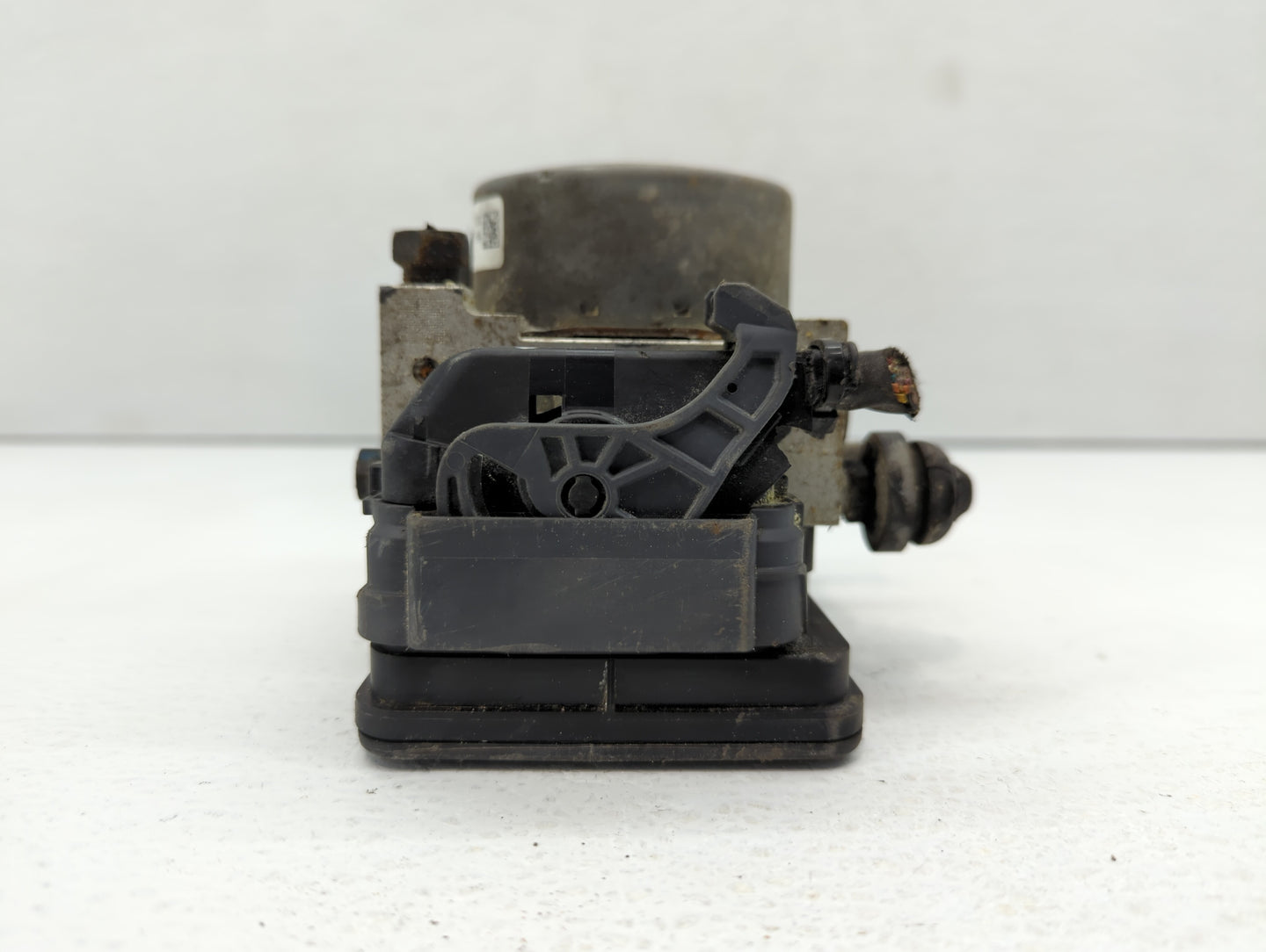 2019-2021 Kia Forte ABS Pump Control Module Replacement P/N:58900-M7200 58900-M7260 Fits Fits 2019 2020 2021 OEM Used Auto P