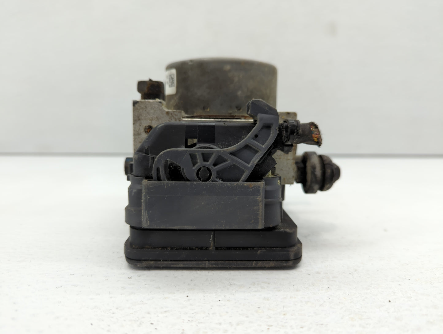 2019-2021 Kia Forte ABS Pump Control Module Replacement P/N:58900-M7200 58900-M7260 Fits Fits 2019 2020 2021 OEM Used Auto P