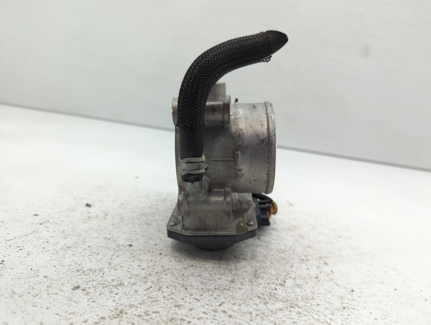 2019 Kia Forte Throttle Body P/N:35100-2E710 Fits OEM Used Auto Parts - Oemusedautoparts1.com
