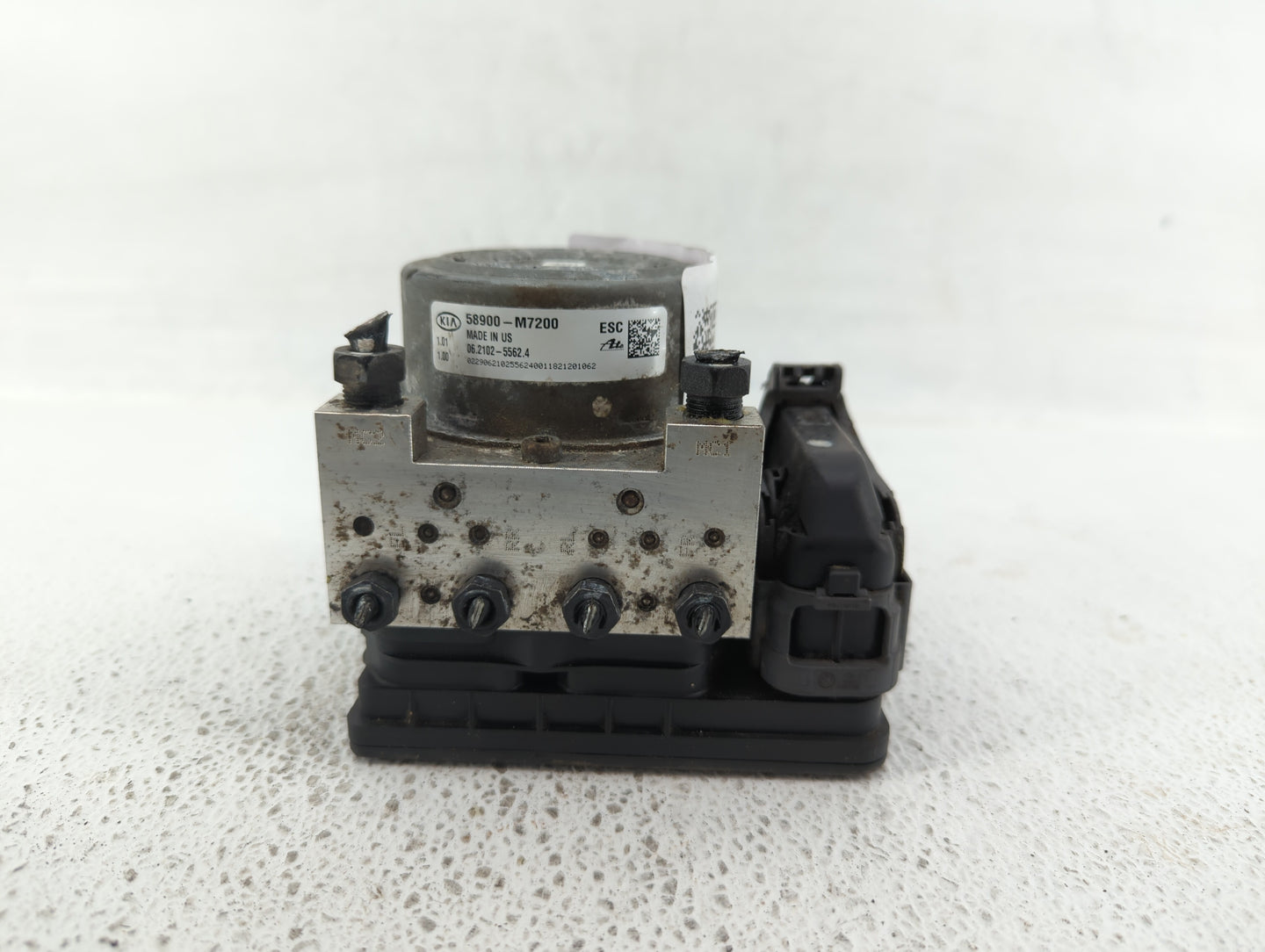 2019-2021 Kia Forte ABS Pump Control Module Replacement P/N:58900-M7200 Fits Fits 2019 2020 2021 OEM Used Auto Parts - Oemus