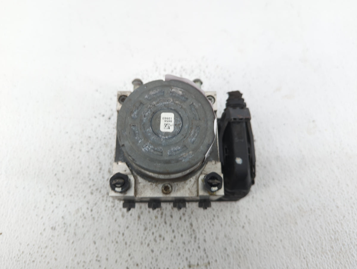 2019-2021 Kia Forte Anti-Lock Brake ABS Pump Module Actuator OEM P/N:58900-M7200 Fits Fits 2019 2020 2021 OEM Used Auto Part