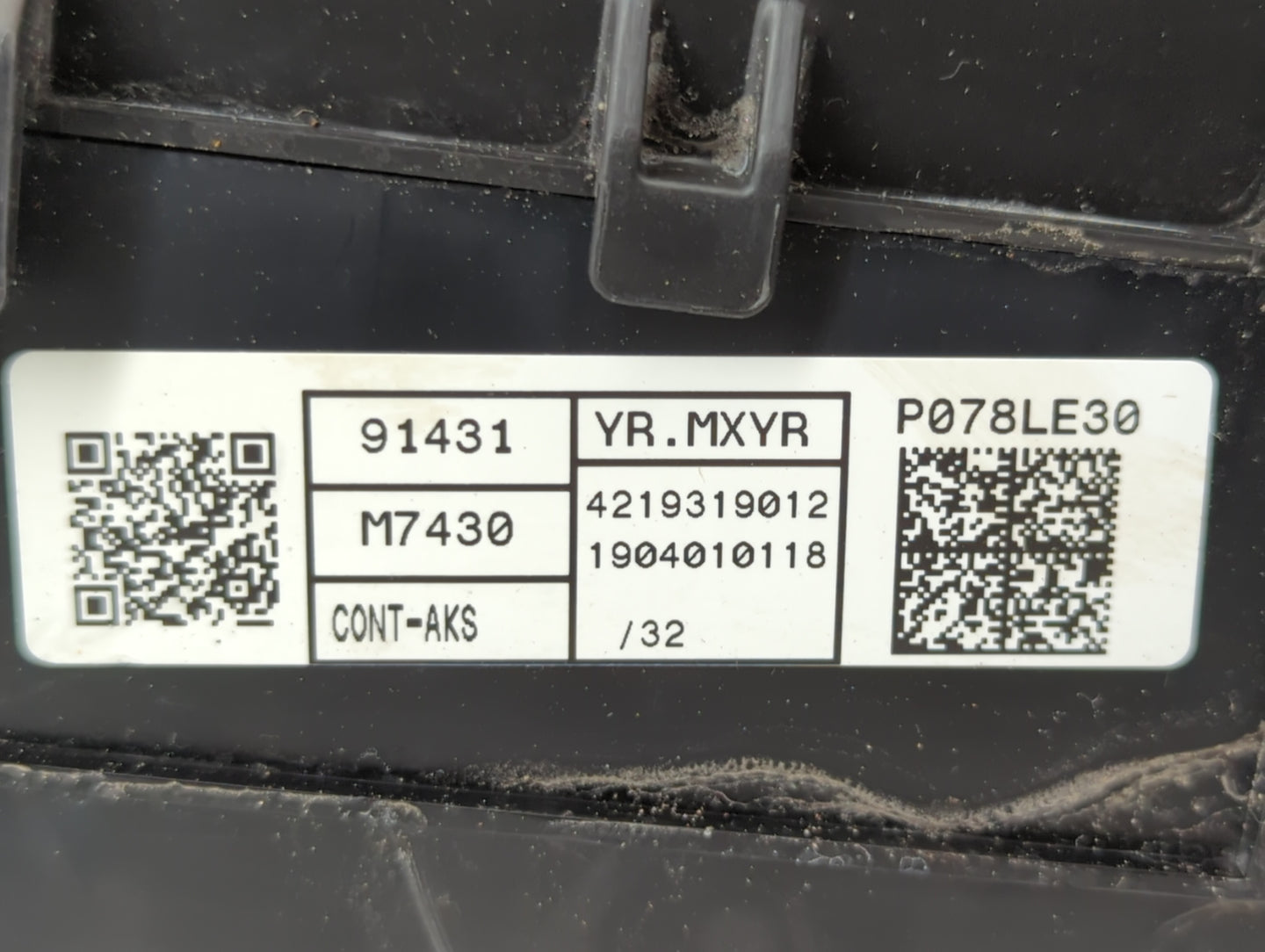 2019-2020 Kia Forte Fusebox Fuse Box Panel Relay Module P/N:91431-M7430 91431-M7031 Fits Fits 2019 2020 OEM Used Auto Parts 