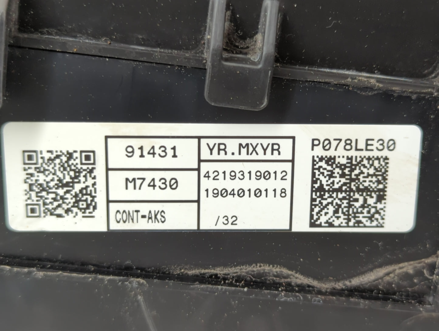 2019-2020 Kia Forte Fusebox Fuse Box Panel Relay Module P/N:91431-M7430 91431-M7031 Fits Fits 2019 2020 OEM Used Auto Parts 