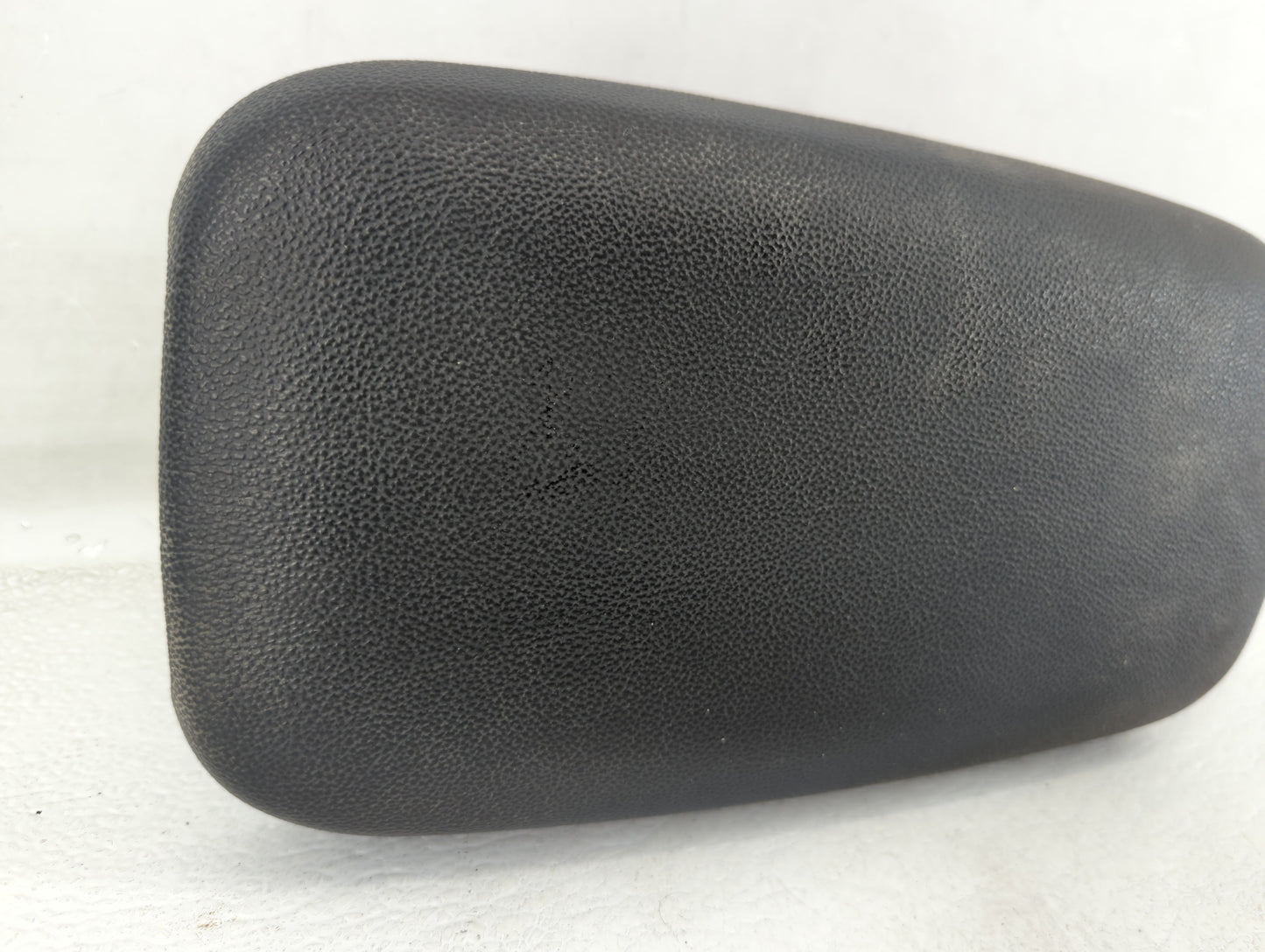 2019 Kia Forte Center Console Armrest Cover Lid - Oemusedautoparts1.com