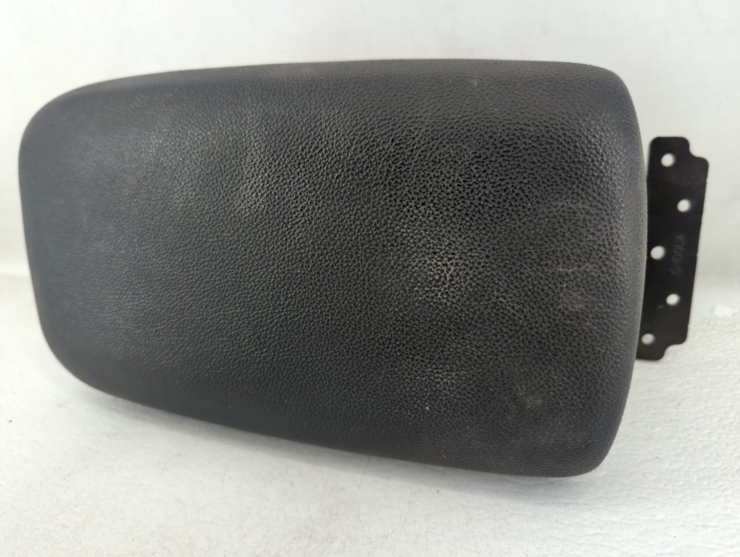 2019 Kia Forte Center Console Armrest Cover Lid - Oemusedautoparts1.com