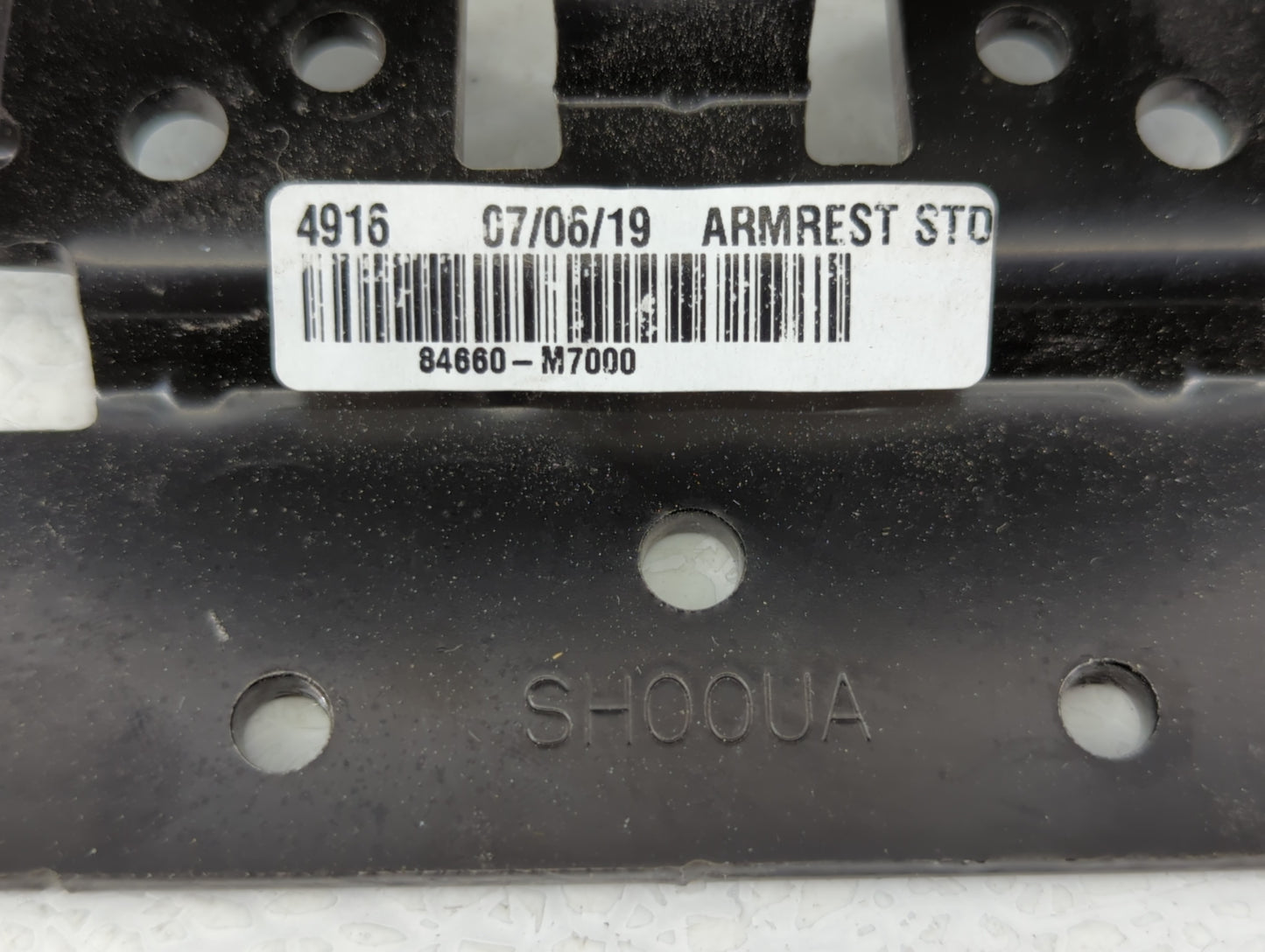 2019 Kia Forte Center Console Armrest Cover Lid - Oemusedautoparts1.com