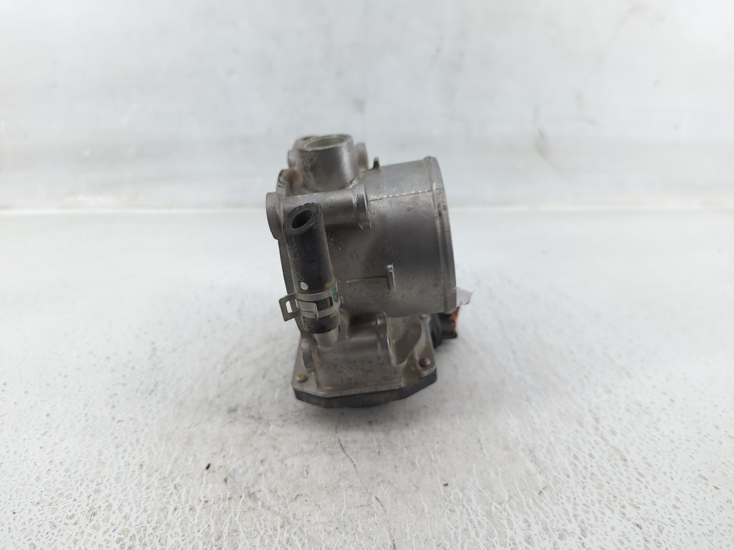 2019 Kia Forte Throttle Body P/N:35100-2E710 Fits OEM Used Auto Parts - Oemusedautoparts1.com
