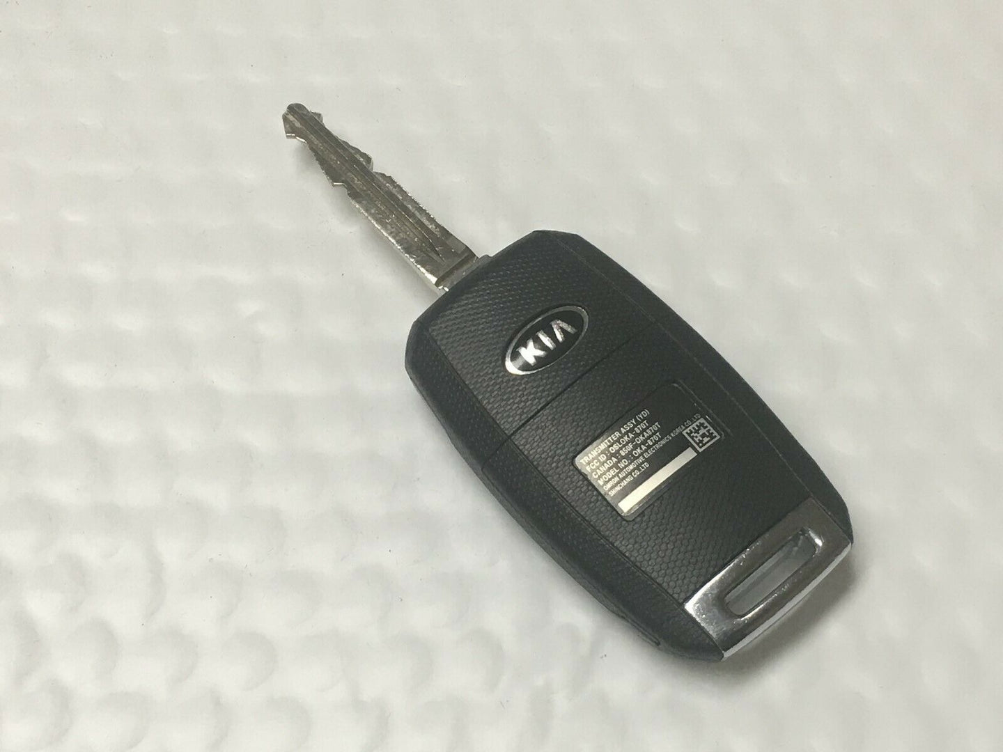 Kia Keyless Entry Remote Fob Osloka-870t 4 Buttons - Oemusedautoparts1.com
