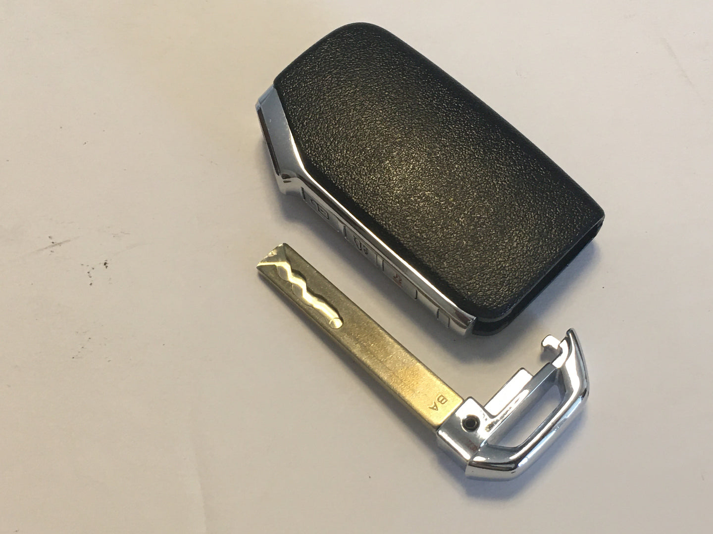 Kia Forte Keyless Entry Remote Fob CQOFD00430 PEK-FD00430 FD00430 RLVDEFD18-0228 - Oemusedautoparts1.com