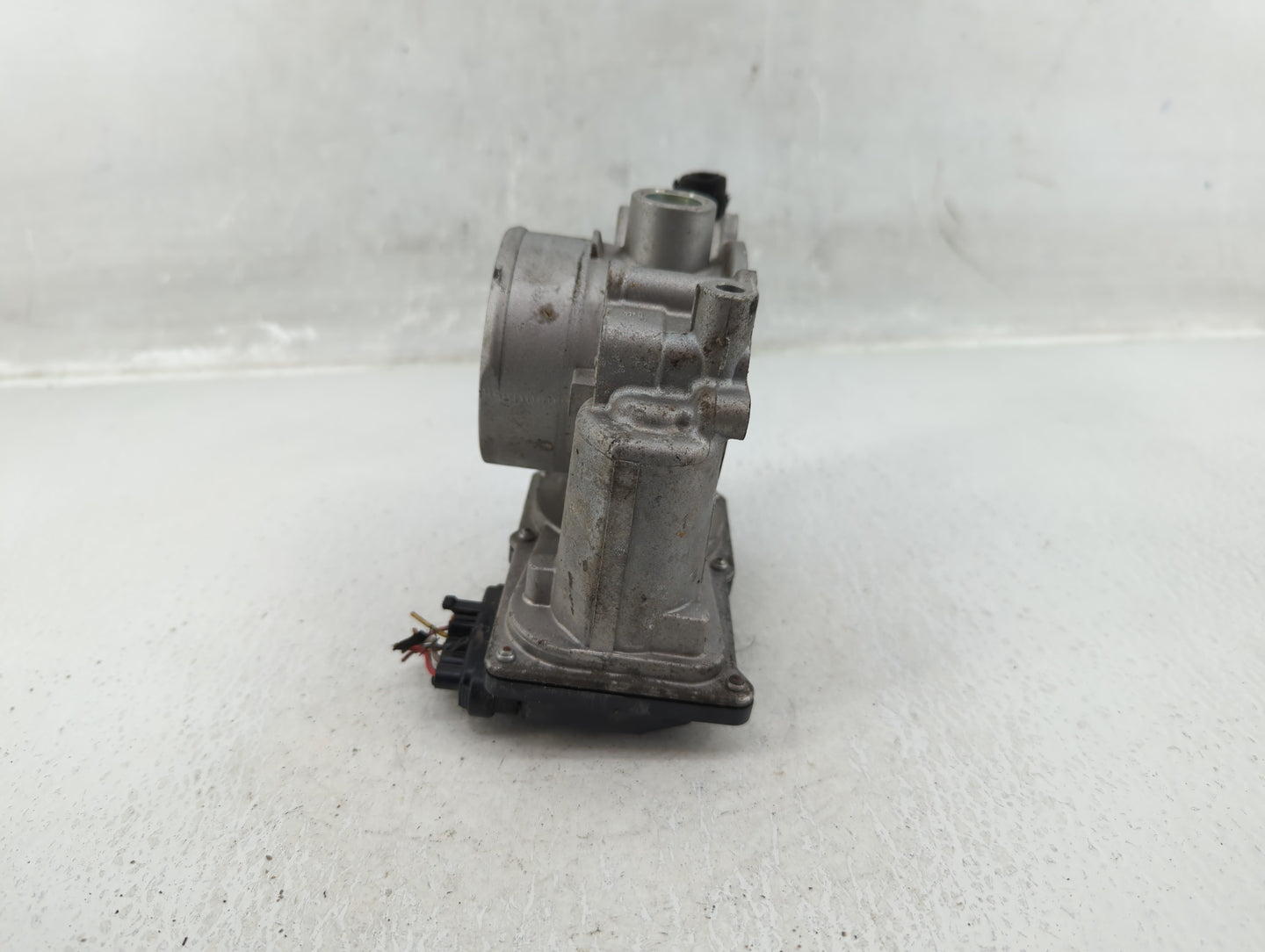 2019 Kia Forte Throttle Body P/N:35100-2E710 Fits OEM Used Auto Parts - Oemusedautoparts1.com