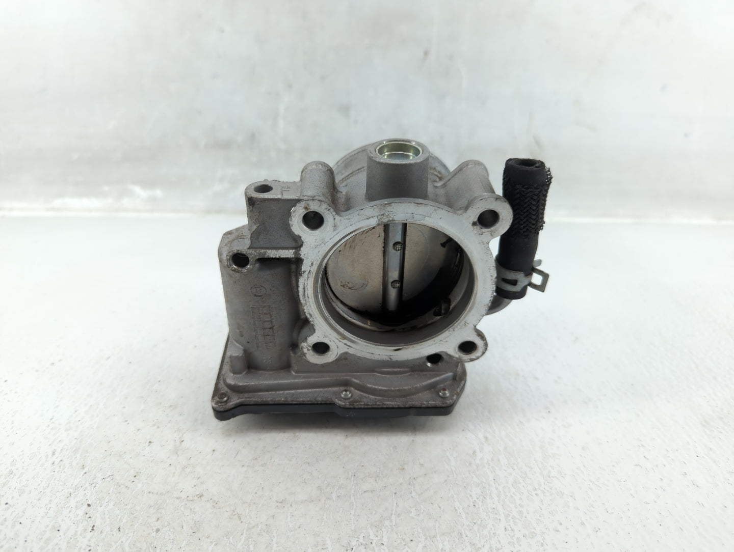 2019 Kia Forte Throttle Body P/N:35100-2E710 Fits OEM Used Auto Parts - Oemusedautoparts1.com