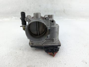 2019 Kia Forte Throttle Body P/N:35100-2E710 Fits OEM Used Auto Parts - Oemusedautoparts1.com